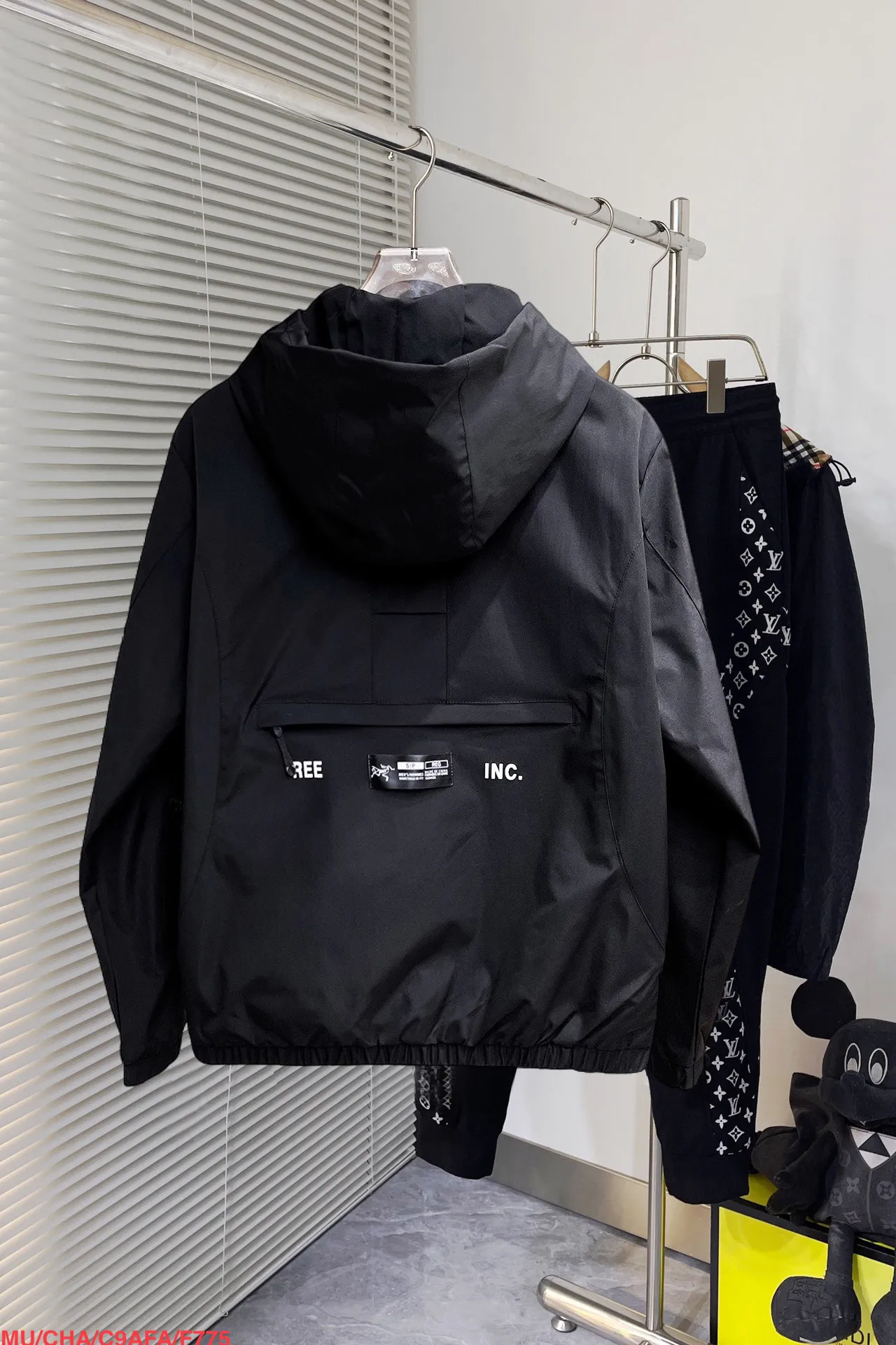 Same Style， ， 2026 New Arrival ，Original Premium Breathable ， ， ， Quality。 ， Sizes：M～3XL，